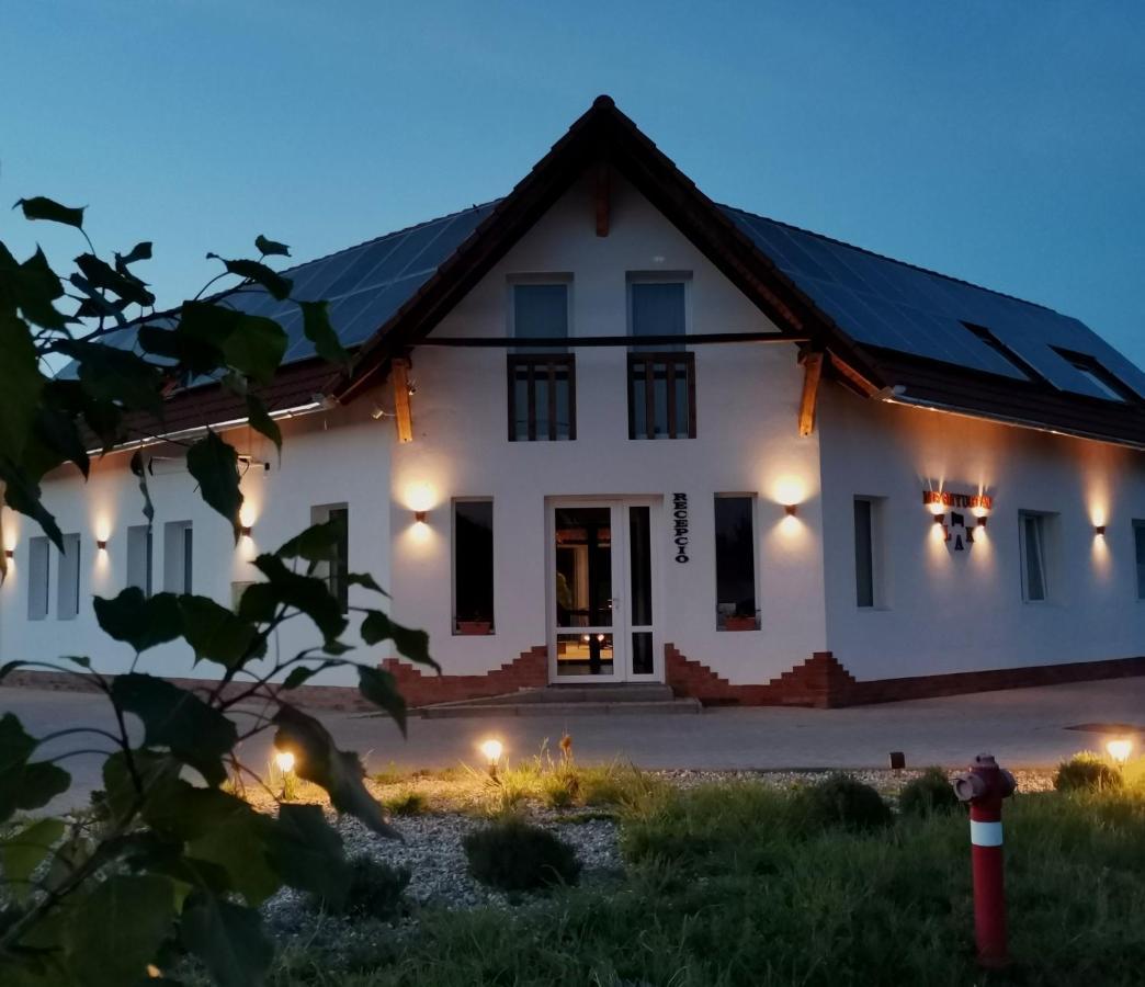 Megnyugtat-Lak Apartmanhaz Demjén Dış mekan fotoğraf